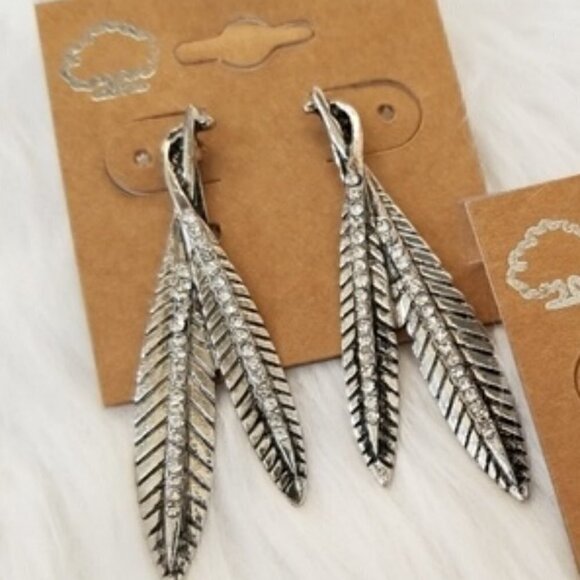 Metal Feather Earrings - Picture 2 of 3